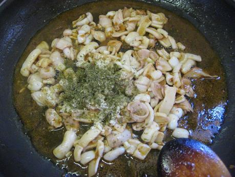 FIDEUÁ CON GAMBAS CARAMELIZADAS Y ALL I OLI