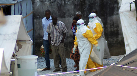 Ebola: La nueva epidemia que aflige al continente africano.