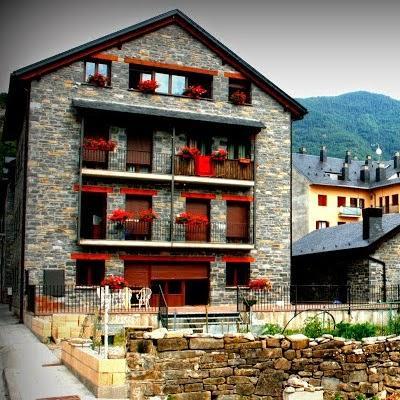 Disfruta de tus Vacaciones en Casa Juaneta en Pirineo Aragonés