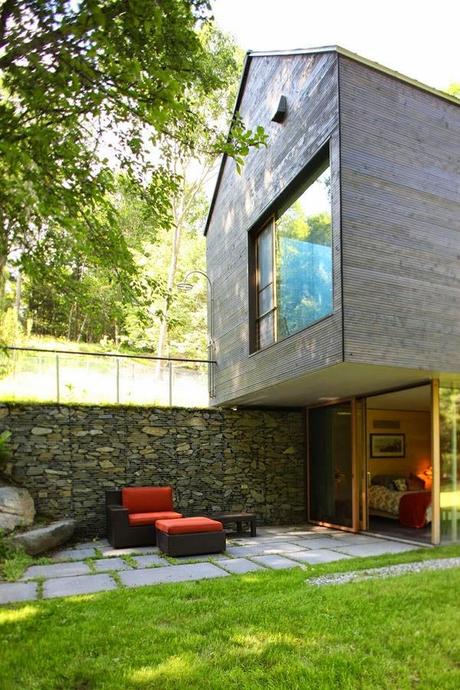 Patios Modernos  /  Modern Courtyards