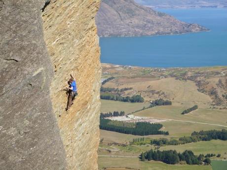 DE ESCALADA CON JAMES