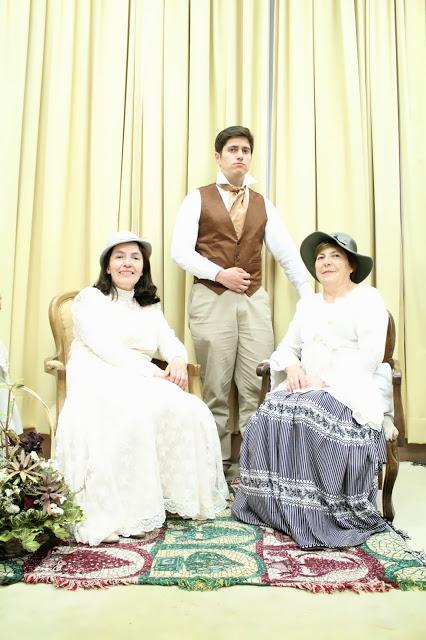 A la usanza antigua: Caracterizaciones