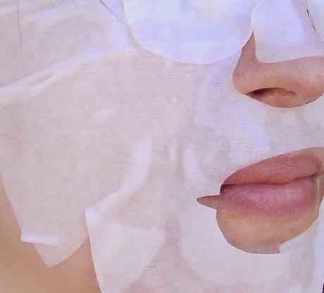 “Hyaluronic Acid Plus” – nueva mascarilla intensiva para cara y cuello de IROHA PRO