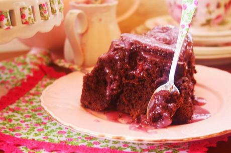 Red Wine, Chocolate & Cherry Bundt Cake