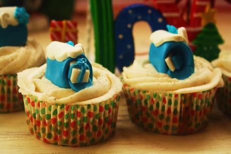 Christmas Mail Box Cupcakes (Eggnog Cupcakes)