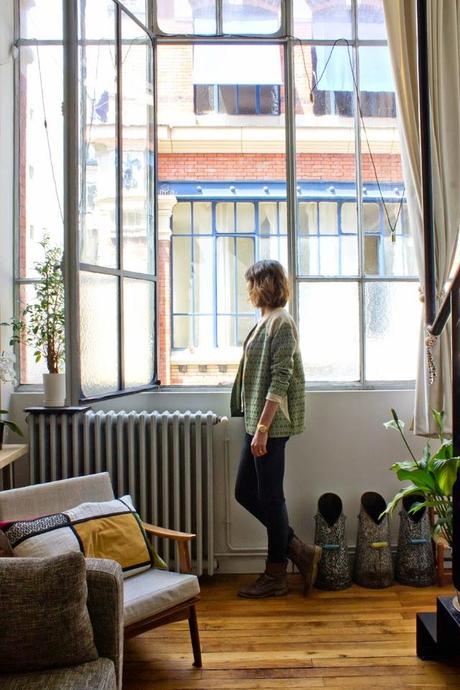 Stéphanie en su apartamento de París