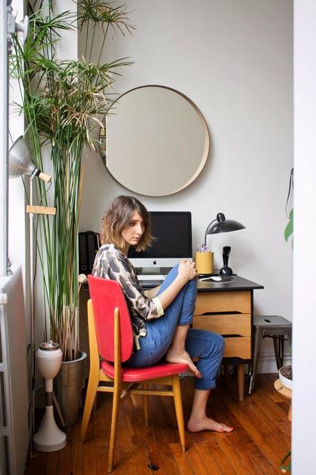 Stéphanie en su apartamento de París