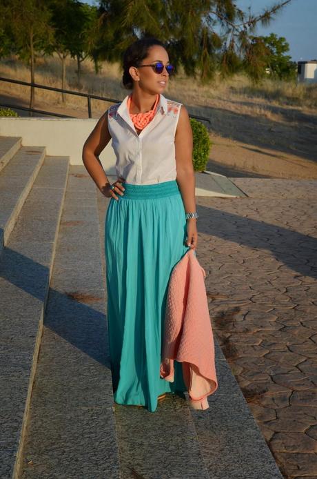 Outfit - Long Turquoise Skirt