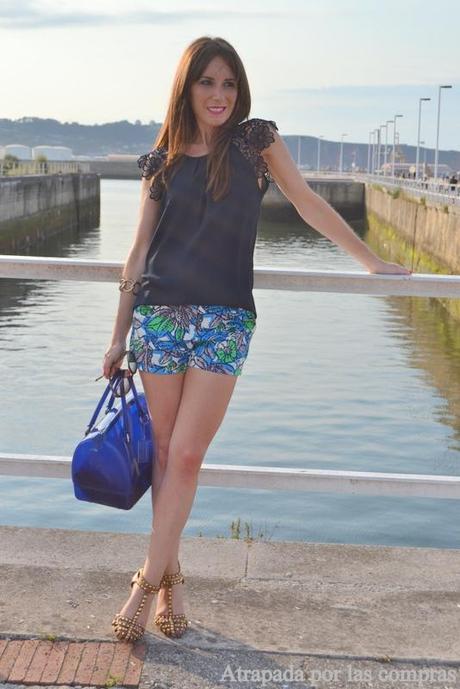 EN TONOS AZULES......