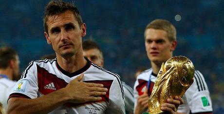 Miroslav Klose anunció su retiro de la selección nacional