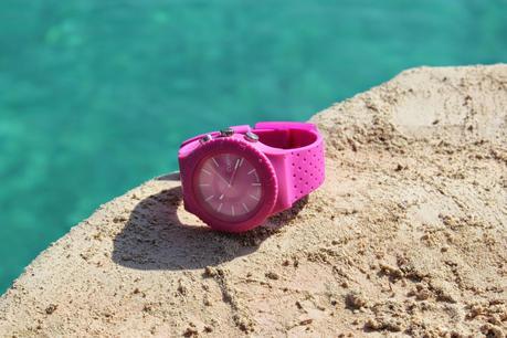 Cogito Smart Watch, life should be enjoyed not interrupted