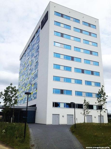 Trencadis Office Building – Loxodrome Design & Innovation VLO-005-Trencadis Office Building-3