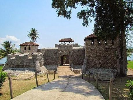 Castillo San Felipe de Lara. Guatemala Castillo San Felipe de Lara. Guatemala