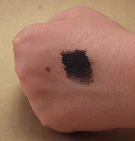 Consigue unas pestañas infinitas con la máscara de pestañas de ELLIS FAAS