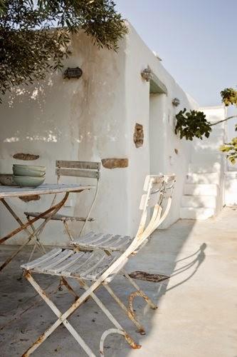 Casa griega con un toque de color