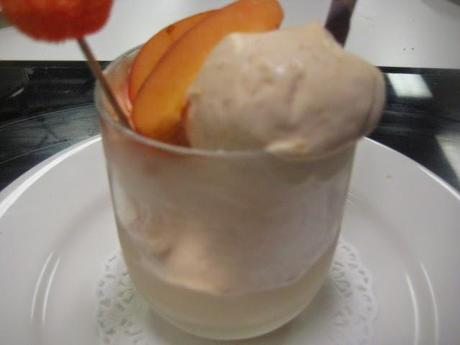 HELADO DE GALLETAS DE CANELA  (Sin huevo y sin necesidad de cocción)