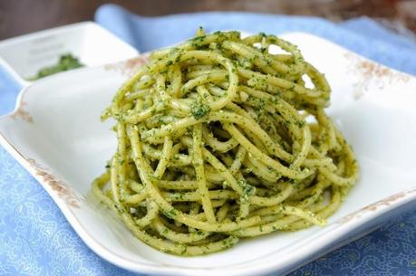MAS RECETAS DE MI MESA: TARTINES, PESTO DE RUCULA Y ENSALADAS PARA ANIMARSE A PROBAR