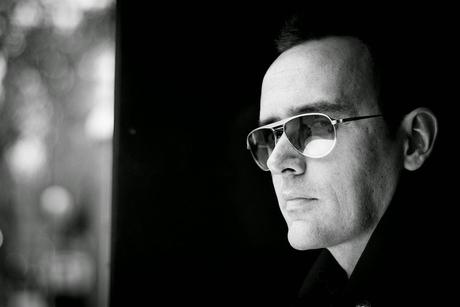 SOLTANDO PREJUICIOS; LIBERANDO CREENCIAS: RISTO MEJIDE