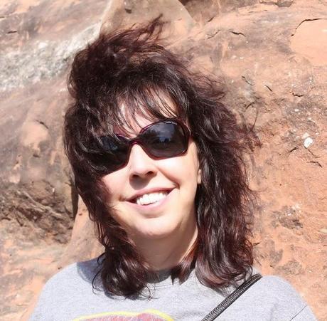 Los muertos no aceptan preguntas - Antonia Romero Los muertos no aceptan preguntas - Antonia Romero