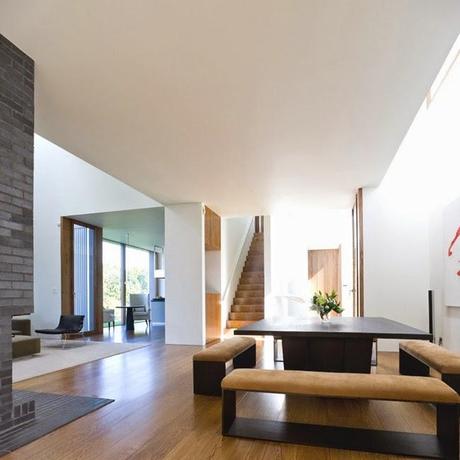 Moderna Casa en Ancram /  Modern House in Ancram