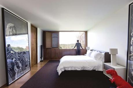 Moderna Casa en Ancram /  Modern House in Ancram