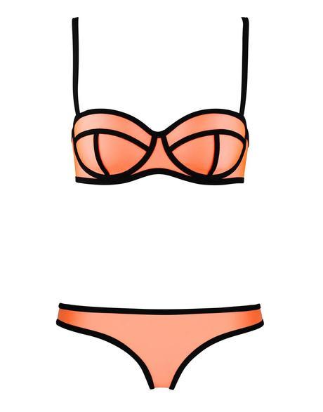 La moda de los bikinis TRiangl.- Clones de Moda