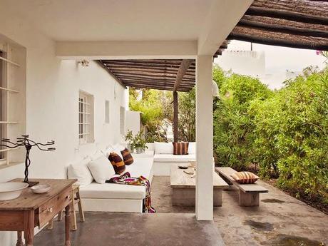 Casa Rustica con Toques de Color en Ibiza / Rustic House with Color Touch in Ibiza