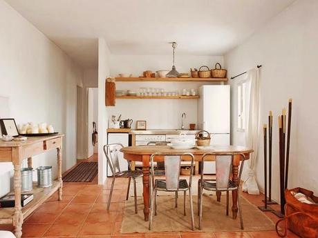 Casa Rustica con Toques de Color en Ibiza / Rustic House with Color Touch in Ibiza