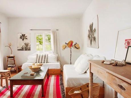 Casa Rustica con Toques de Color en Ibiza / Rustic House with Color Touch in Ibiza