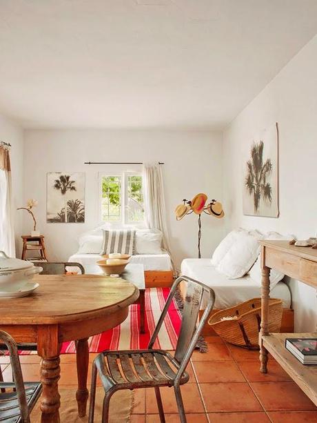 Casa Rustica con Toques de Color en Ibiza / Rustic House with Color Touch in Ibiza