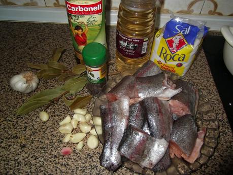TRUCHA ESCABECHADA