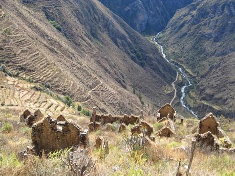 Las 20 joyas secretas adonde viajar en el Perú, según la brújula del azar