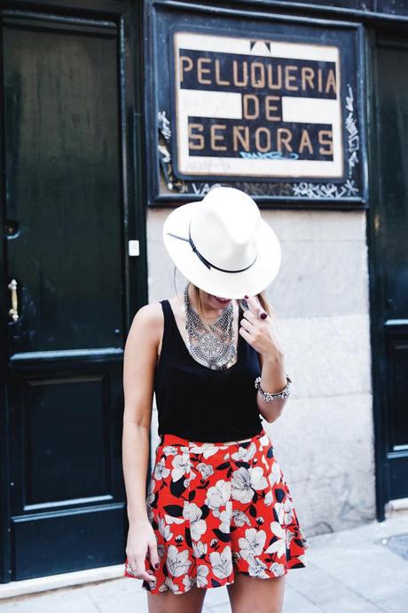 Floral_Shorts-ASOS-Reiss_Hat-Outfit-Street-Style-712