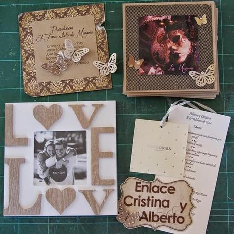 Mini album de recuerdos. LOVE Mini album de recuerdos. LOVE