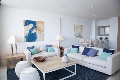 SUITES DE PUERTO SHERRY. ALOJAMIENTO Y DECORACIÓN EXQUISITOS CON VISTAS AL PUERTO DEPORTIVO