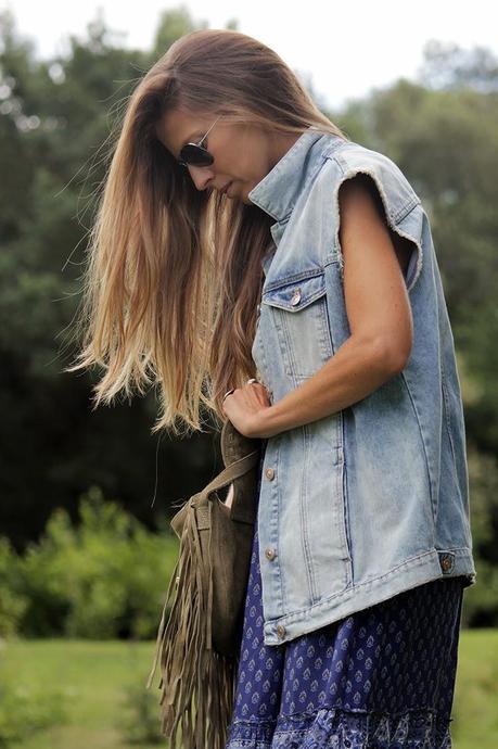 M A X I D R E S S M A X I D R E S S