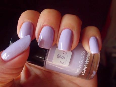 manicura malva