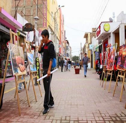 HACIENDO LAS LABORES DE LA SECCIÓN CULTURAL DE LA MUNICIPALIDAD…