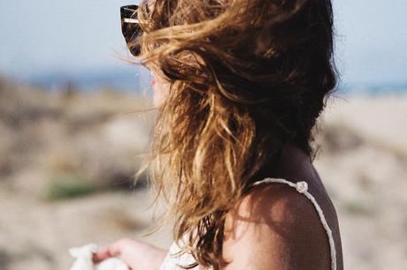 Lace_Dress-Free_People-Beach_Outfit-Silver_Jewels-outfit-Street_style-8