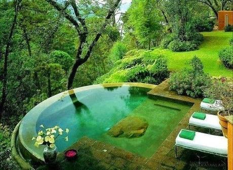 Piscinas en Estilo Rustico  /  Rustic Style Pools