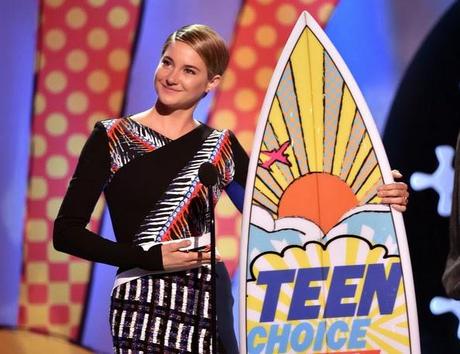 Divergente en los pasados Teen Choice Awards 2014