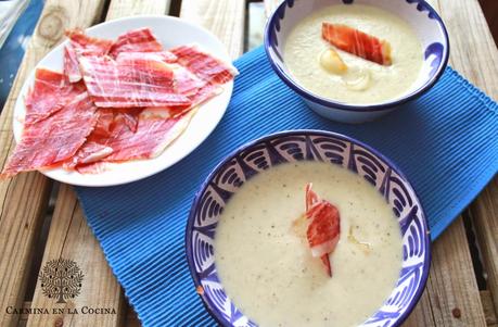 CREMA DE MELÓN Y ALMENDRAS, CON JAMÓN