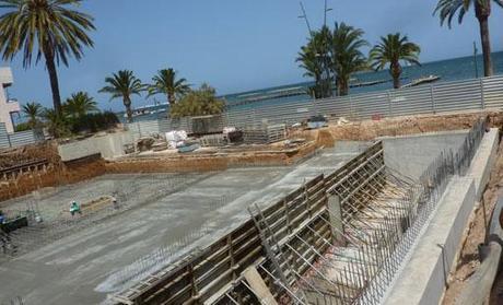 Imágenes de obra de la vivienda diseñada por A-cero en la Costa Mediterránea