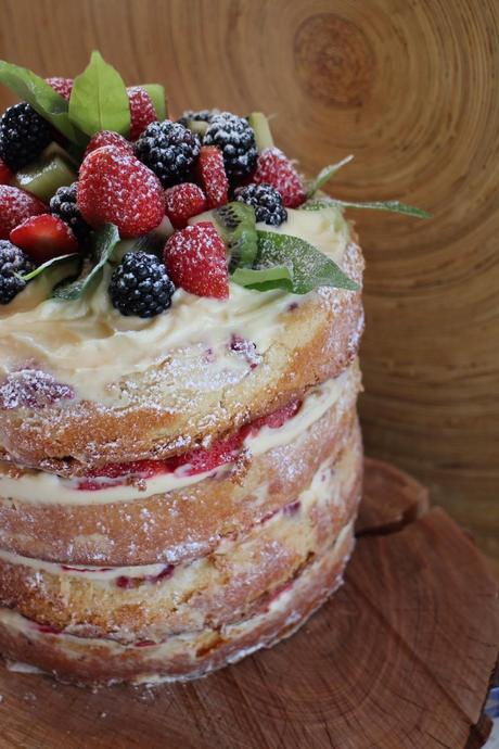 Naked cake para celebrar mi cumpleaños