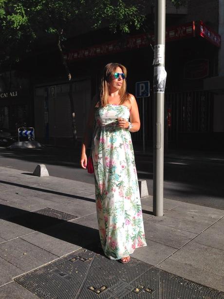 MAXI DRESS.-