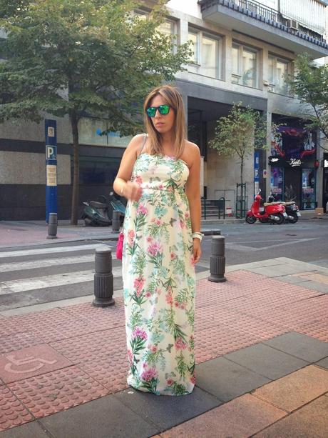 MAXI DRESS.-