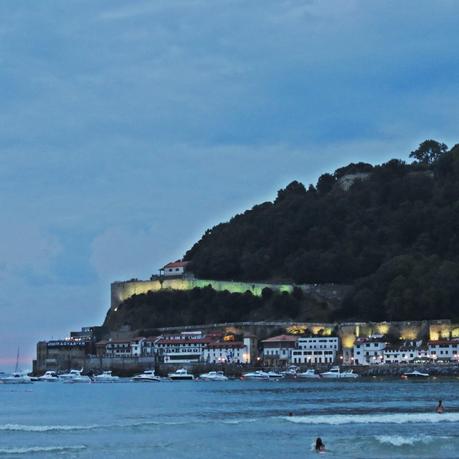 Happiness Everywhere goes to Donostia