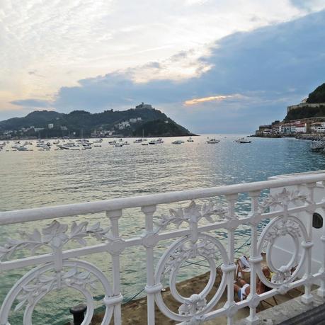 Happiness Everywhere goes to Donostia