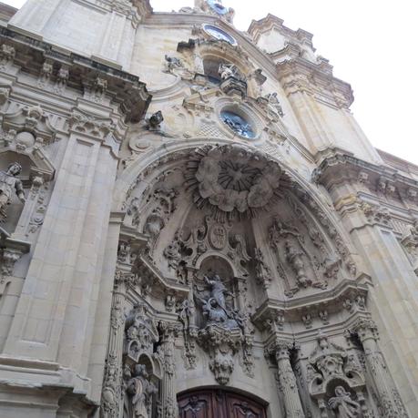 Happiness Everywhere goes to Donostia