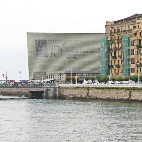 Happiness Everywhere goes to Donostia